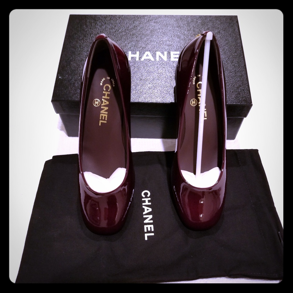 Chanel Bordeaux shoes, size 7.5